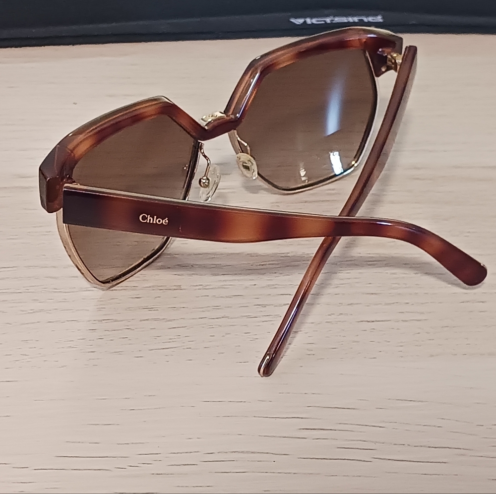 Chloé Havana Brown Oversized Geometric Gradient Sunglasses CE665S